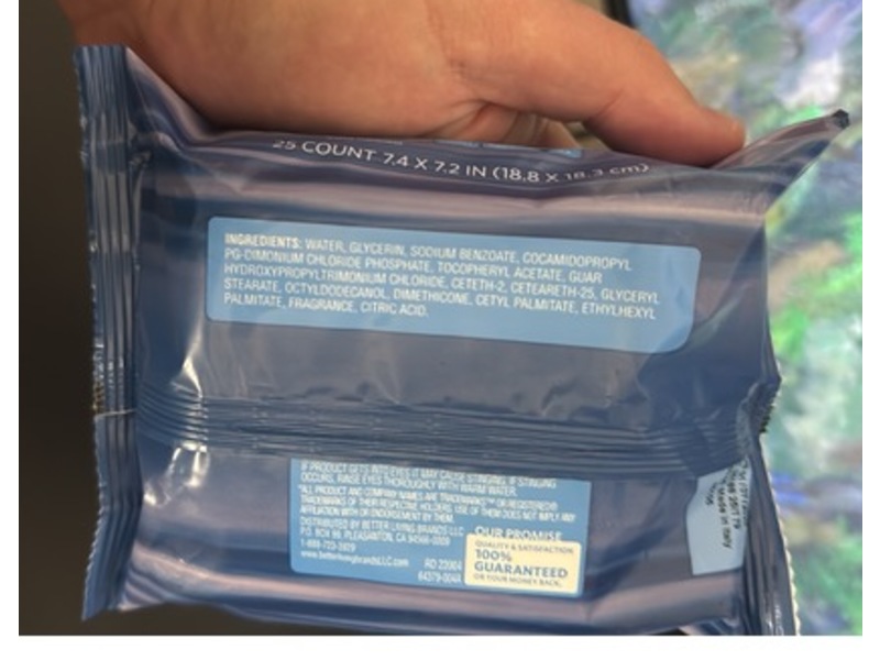 Signature Care Makeup Remover Cleansing Towelettes, 25 Count