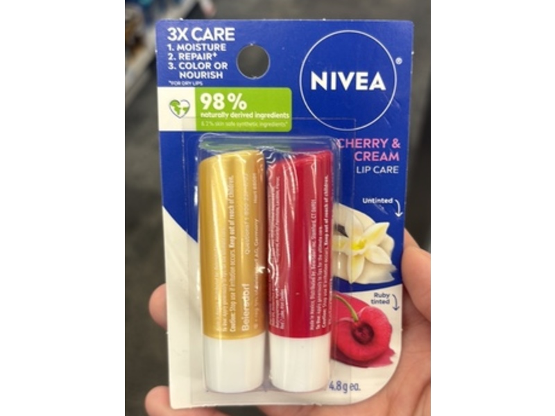 Nivea Cherry & Cream Lip Care, 4.8 g