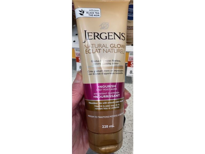 Jergens Natural Glow + Nourish Daily Moisturizer, Medium To Tan, 220 mL