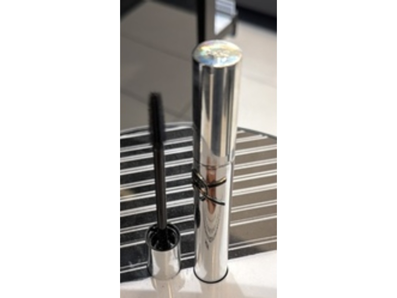 Yves Saint Laurent Lash Latex Lengthening & Sculpting Mascara, 0.28 fl oz/8.5 mL