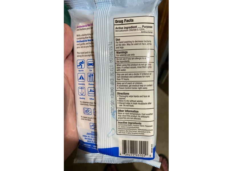 Aquarelle Antibacterial Travel Wipes, 40 Count