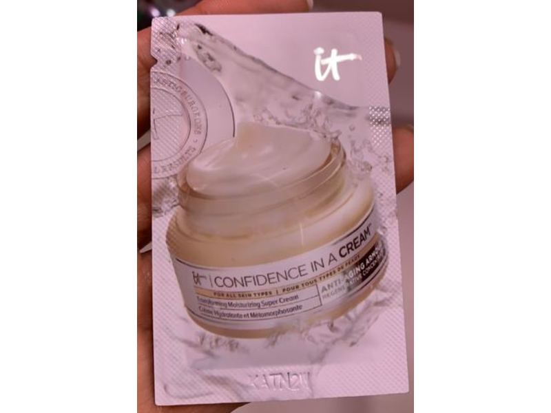 It Cosmetics Confidence In A Cream, Anti-Aging Armour, Sample