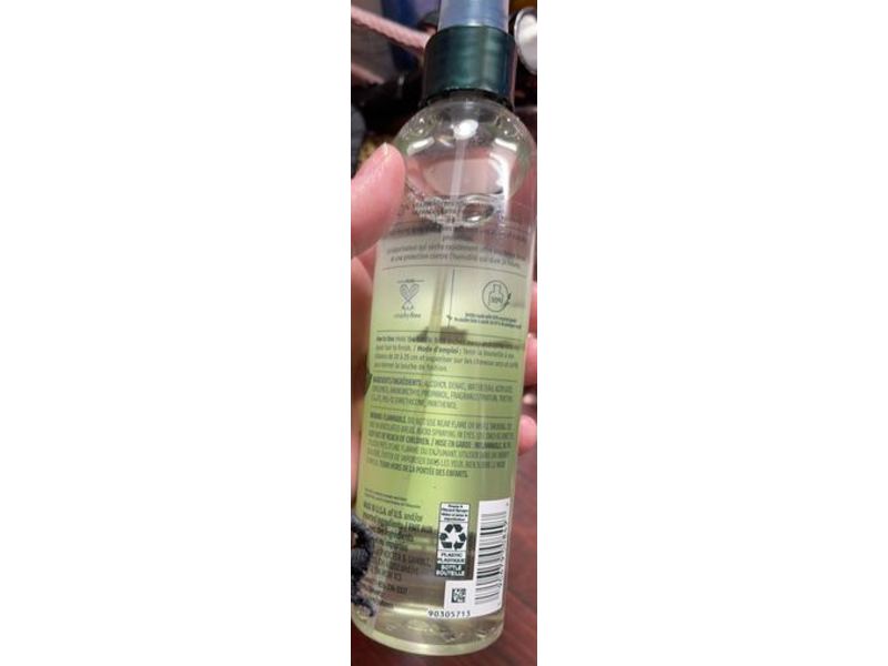 Herbal Essences Touchable Hold Hairspray, 8 fl oz/236 mL, Pack Of 3