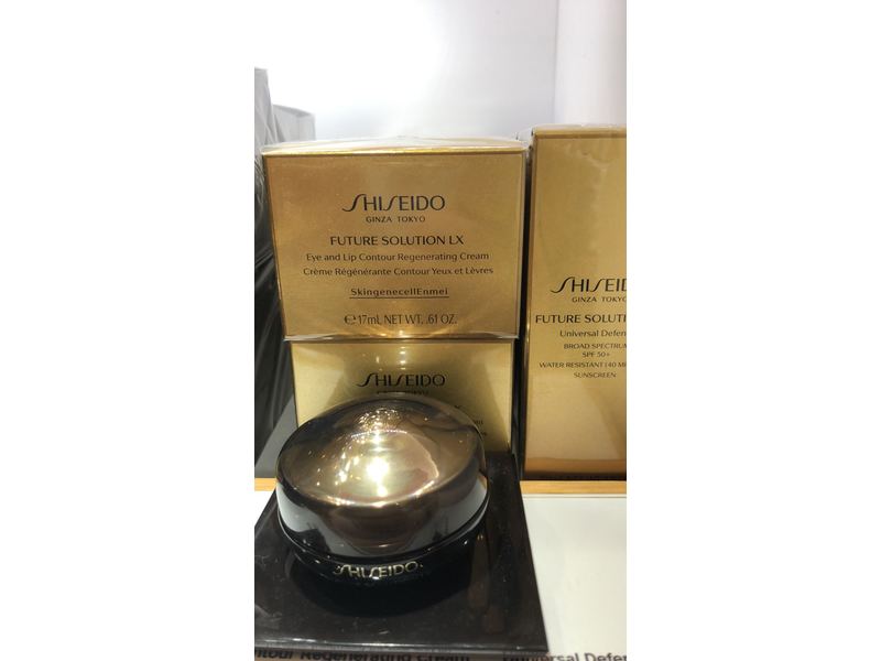 Shiseido Future Solution LX Eye & Lip Contour Regenerating Cream, 0.61 oz