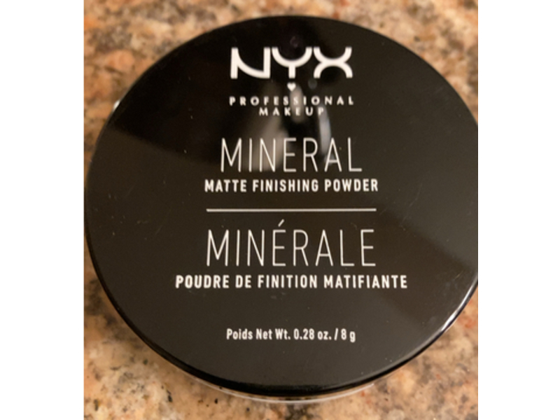 NYX Professional Makeup Mineral Matte Finishing Powder, MFP01 Light / Medium, 0.28 oz/8 g