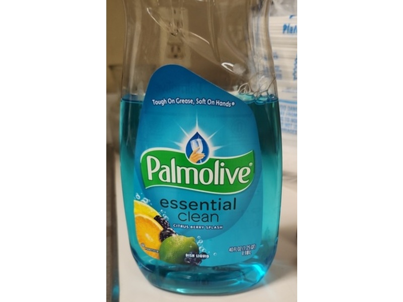 Palmolive Essential Clean Liquid Dish Soap, Citrus Berry Splash, 40 fl oz/1.18 L