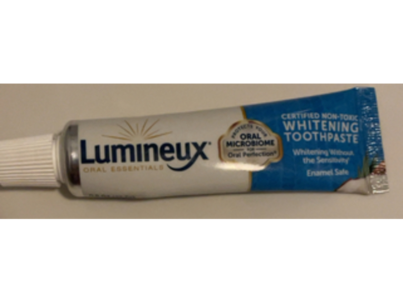 Lumineux Oral Essentials Toothpaste, Whitening, 0.8 oz