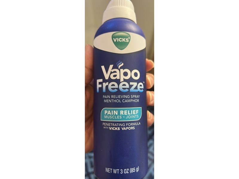 Vicks Vapo Freeze Pain Relieving Spray, Menthol Camphor, 3 oz/85 g