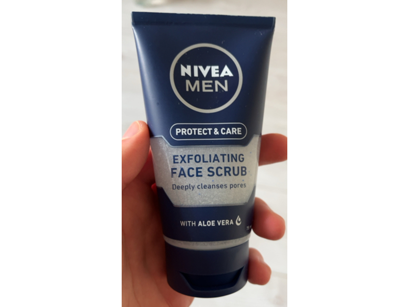 Nivea Men Exfoliating Face Scrub, Aloe Vera, 75 mL