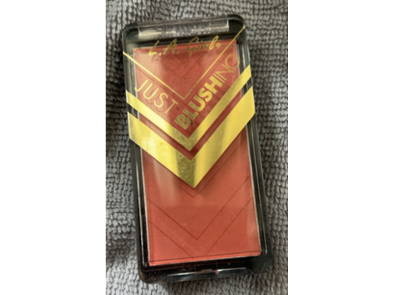 L.a Girl Just Blushing, Gbl484 Just Peachy, 0.25 oz/7 g