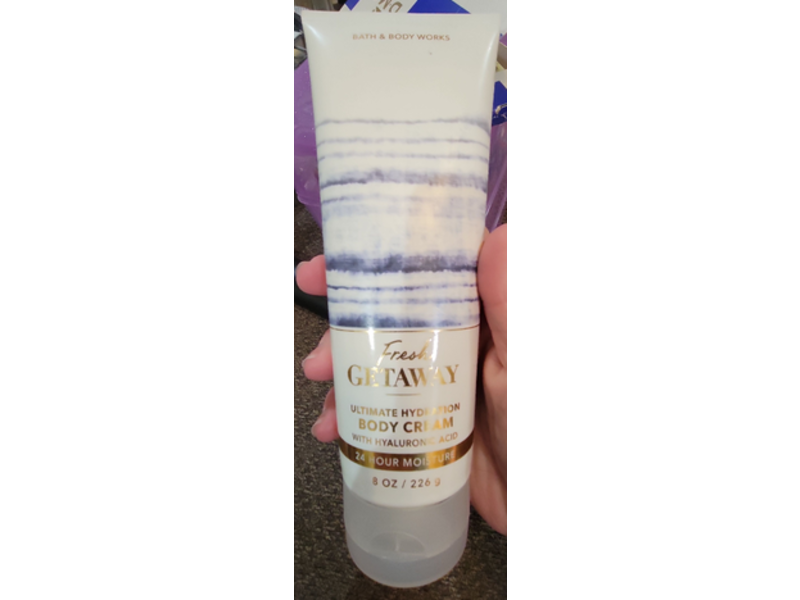 Bath & Body Works Ultimate Hydration Body Cream, Fresh Gateway, 8 oz/226 g