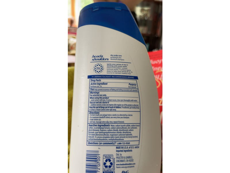 Head & Shoulders Dandruff Dry Scalp Care Daily Shampoo, Almond Oil, 20.7 fl oz/613 mL