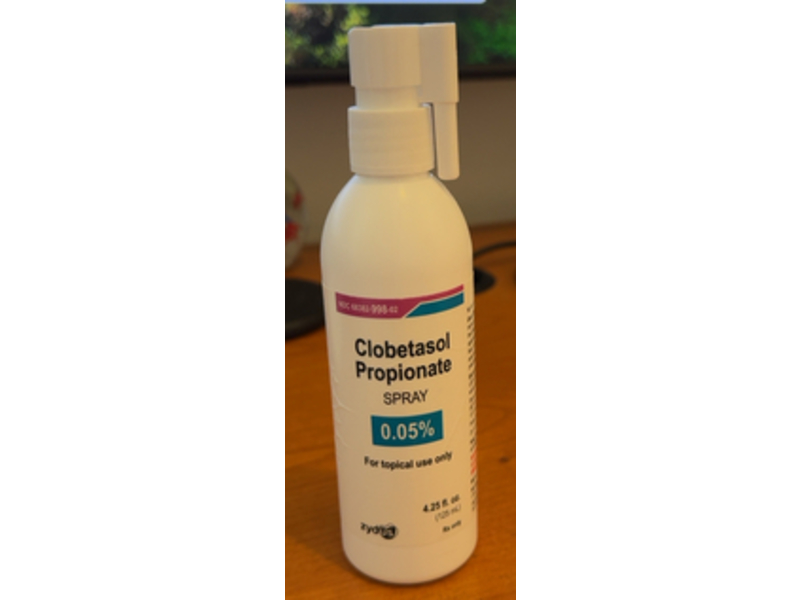 Clobetasol Propionate Spray 0.05%, 4.25 fl oz/125 mL, Zydus (Rx)