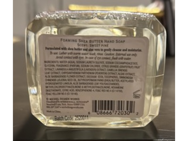 Michel Design Works Foaming Shea Butter Hand Soap, Deck the Halls, 17.8 fl oz/530 mL