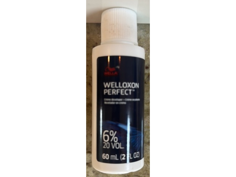 Wella Welloxon Perfect Cream Developer, 6% 20 Volume, 2 fl oz/60 mL