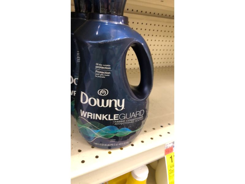 Downy Wrinkleguard Liquid Fabric Softener & Conditioner, Fresh, 48 fl oz