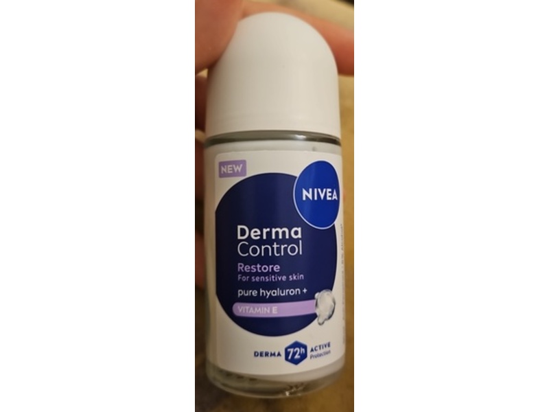 Nivea Derma Control Restore Deodorant Roll-On, Vitamin E, 50 mL