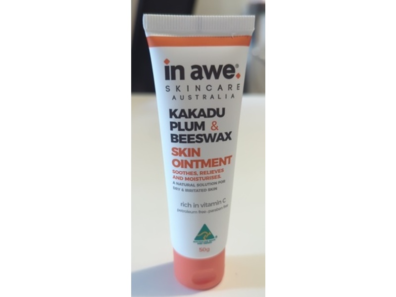 In Awe Skincare Skin Ointment, Kakadu Plum & Beeswax, 50 g
