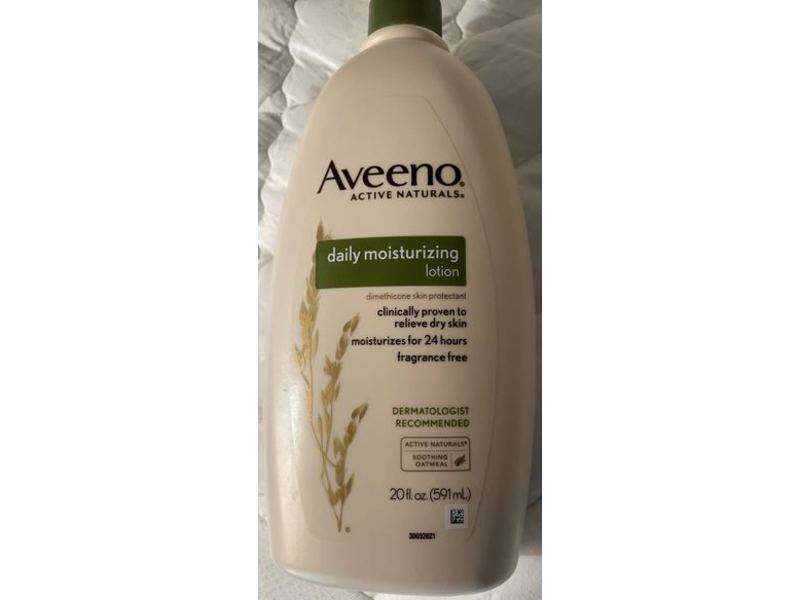 Aveeno Daily Moisturizing Lotion, 20 fl oz/591 mL