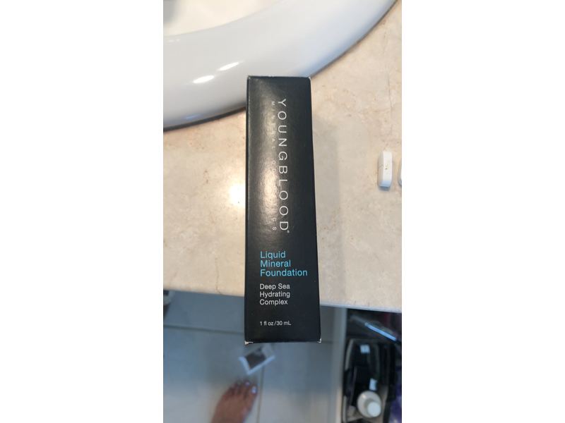 Youngblood Clean Luxury Cosmetics Liquid Mineral Foundation, Tahitian Sun, 1 fl oz (30 mL)