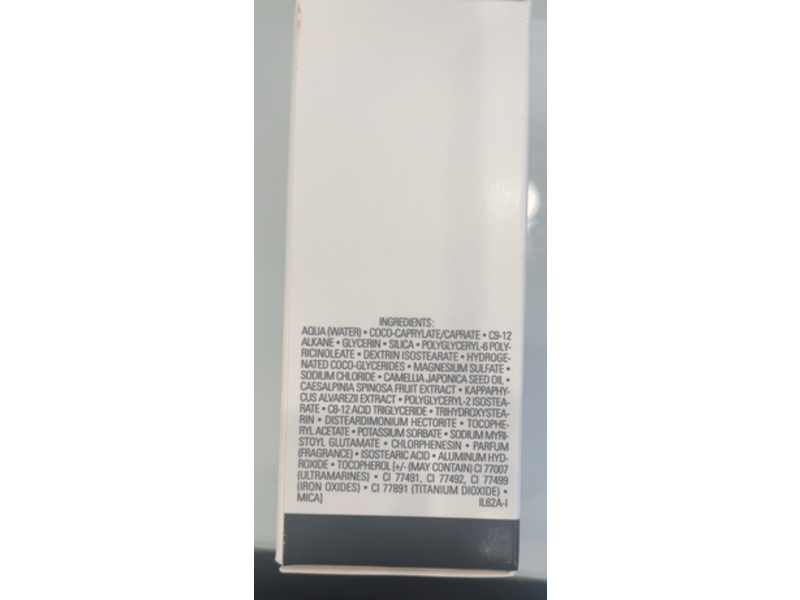 Chanel N°1 De Red Camellia Revitalizing Foundation, BR102, 1 fl oz/30 mL