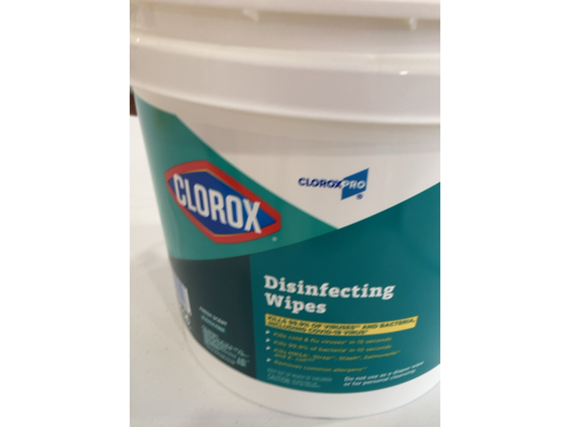 CloroxPro Clorox Disinfecting Wipes, Fresh Scent, 700 Count