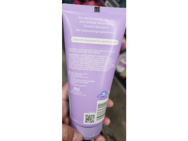 Gillette Venus Sensitive Shave Cream, Oat Extract & Aloe, 6 fl oz/177 mL