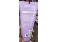 Gillette Venus Sensitive Shave Cream, Oat Extract & Aloe, 6 fl oz/177 mL - thumbnail 3