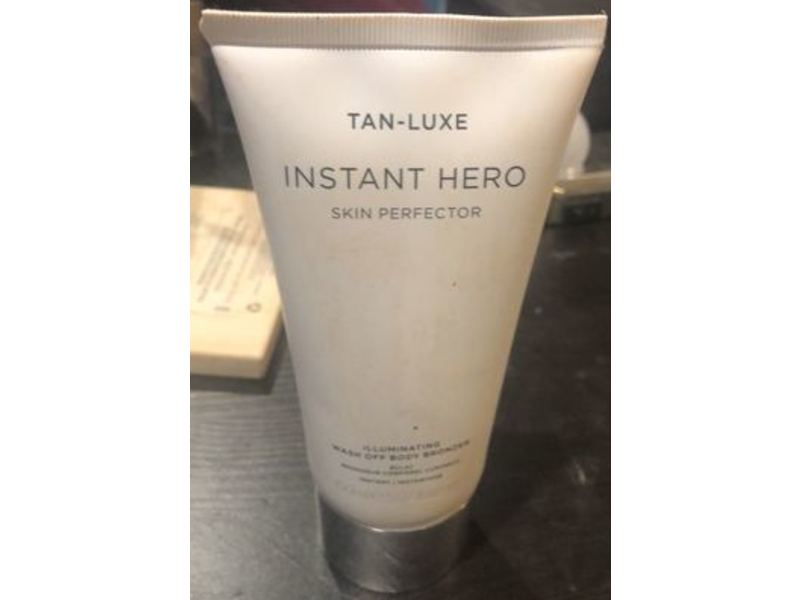 Tan-Luxe Instant Hero Illuminating Skin Perfector, 5.07 fl oz/150 mL