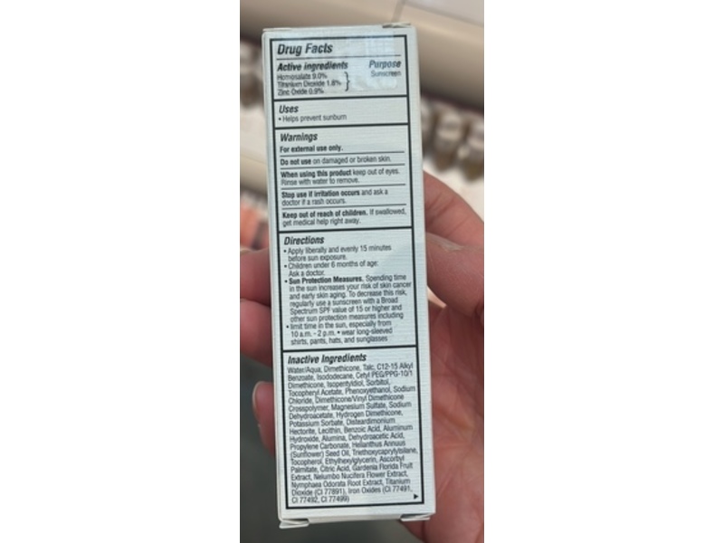 Rare Beauty Positive Light Tinted Moisturizer Sunscreen, 28 C, SPF 20, 1.0 fl oz/30 mL