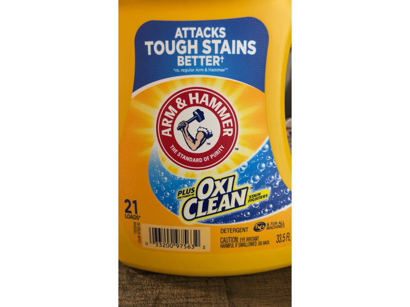 Arm & Hammer Plus Oxi Clean Stain Fighters Detergent, Fresh Scent, 21 Loads, 33.5 fl oz/0.99 L