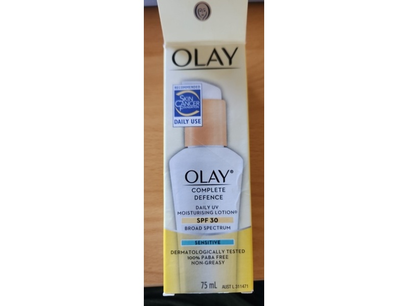 Olay Complete Defence Daily UV Moisturising Lotion, SPF 30, 75 mL