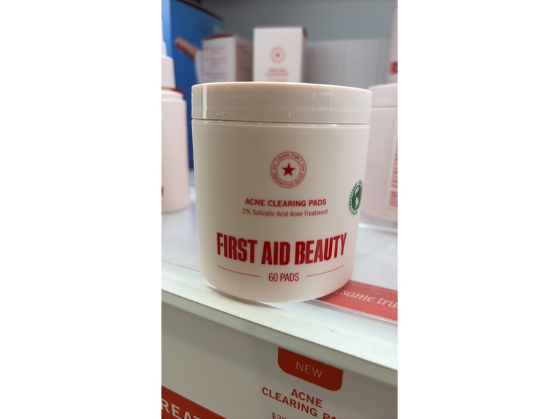 First Aid Beauty Acne Clearing Pads, 2% Salicylic Acid, Count 60