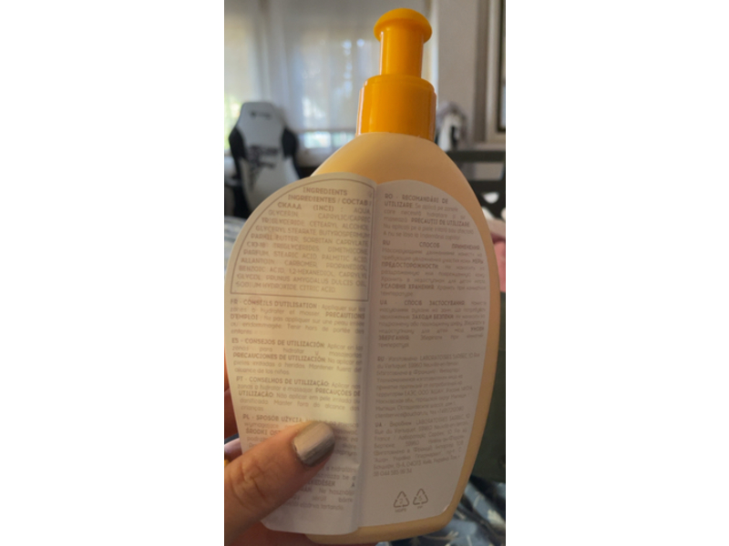 Cosmia Nourrishing Body Milk, Sweet Almond Oil, 250 mL