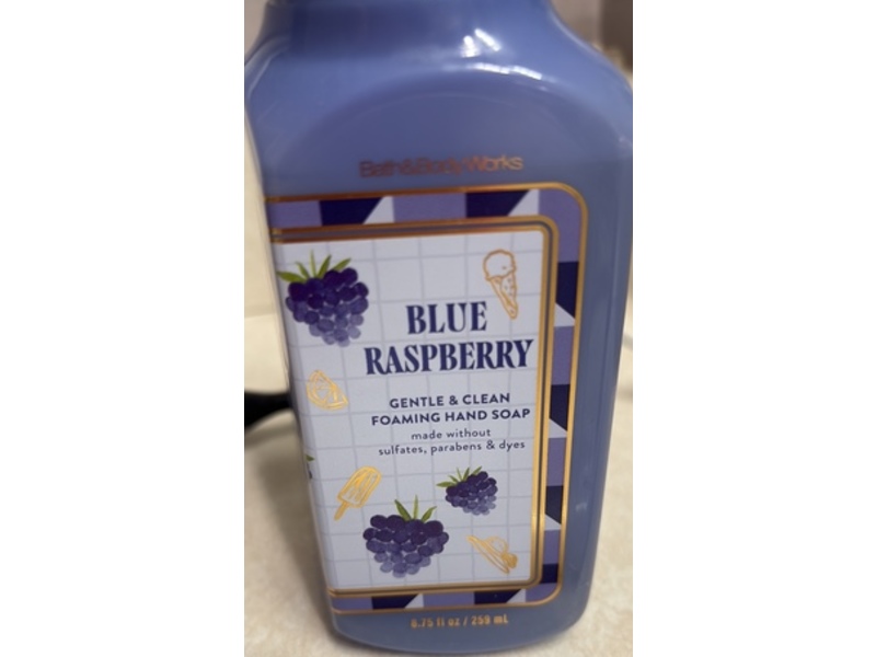 Bath & Body Works Gentle & Clean Foaming Hand Soap, Blue Raspberry, 8.75 fl oz/259 mL