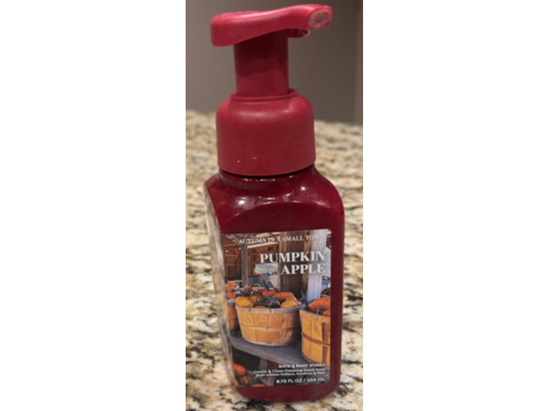 Bath & Body Works Gentle & Clean Foaming Hand Soap, Pumpkin Apple, 8.75 fl oz/259 mL