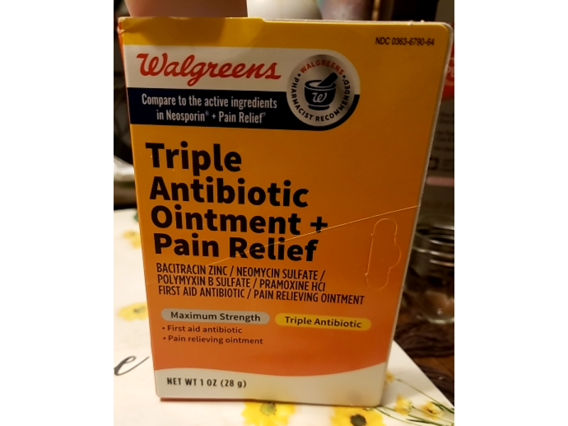 Walgreens Triple Antibiotic Ointment + Pain Relief, 1 oz/28 g
