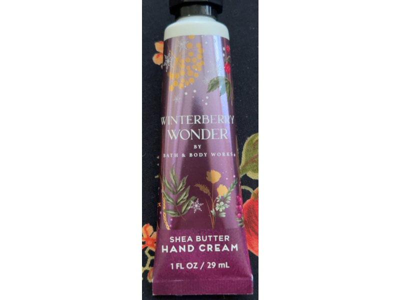 Bath & Body Works Shea Butter Hand Cream, Winterberry Wonder, 1 fl oz/29 mL
