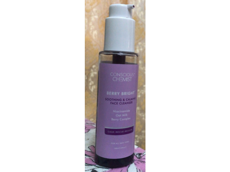 Conscious Chemist Soothing & Calming Face Cleanser, Berry Bright, 3.4 fl oz/100 mL
