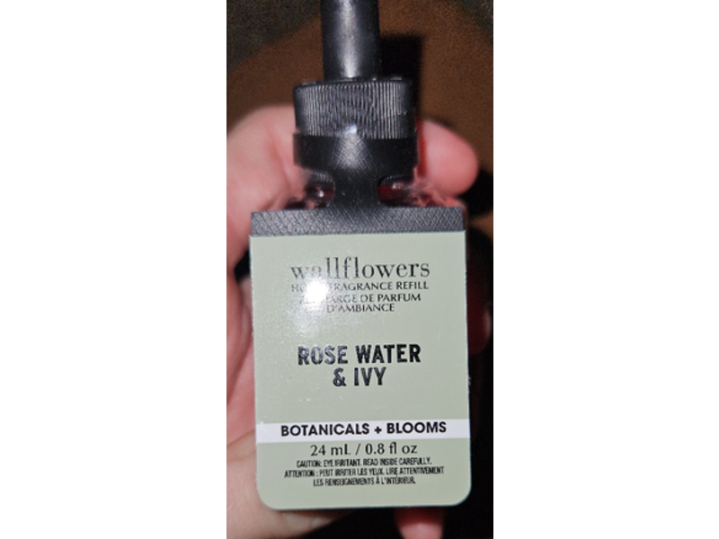 White Barn Wallflowers Home Fragrance Refill, Rose Water & Ivy, 0.8 fl oz/24 mL