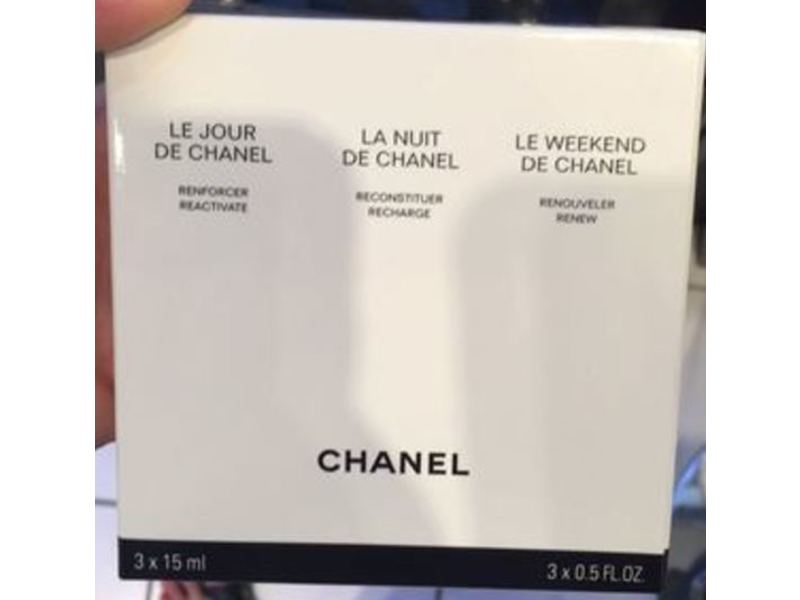 Chanel Resynchronizing Skin Care Set, 0.5 fl oz/15 mL
