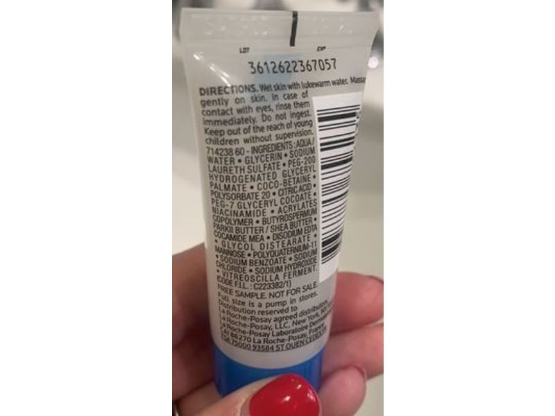 La Roche-Posay Lipikar Gentle Foaming Wash, AP+, 0.5 fl oz/15 mL