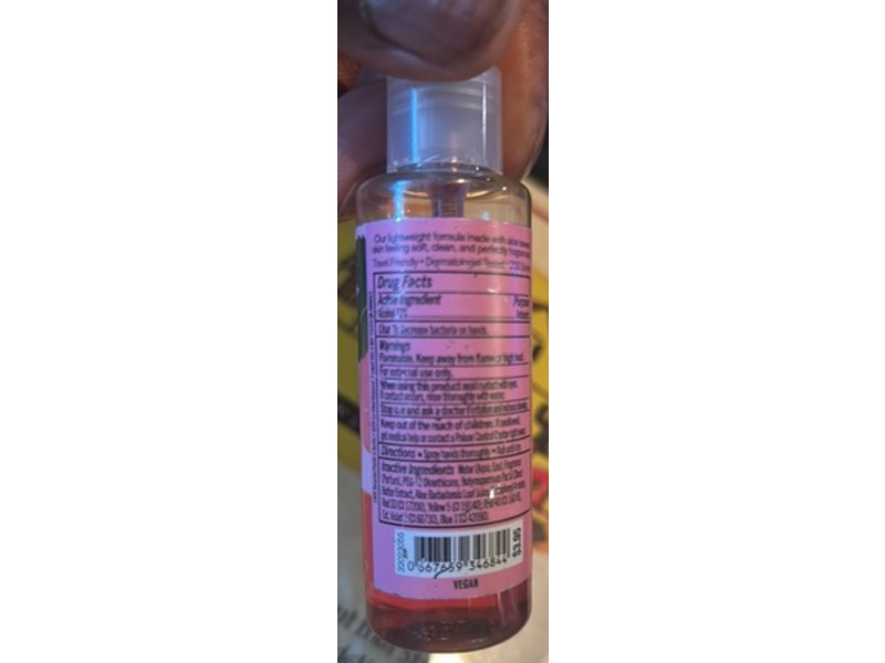 Bath & Body Works Anti-Bacterial Hand Spray, Strawberry Pound Cake, 1 fl oz/29 mL