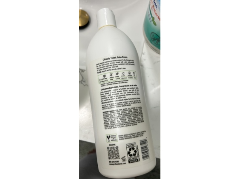 Zotos Biotera Ultra Moisturizing Shampoo, 32 fl oz/946 mL