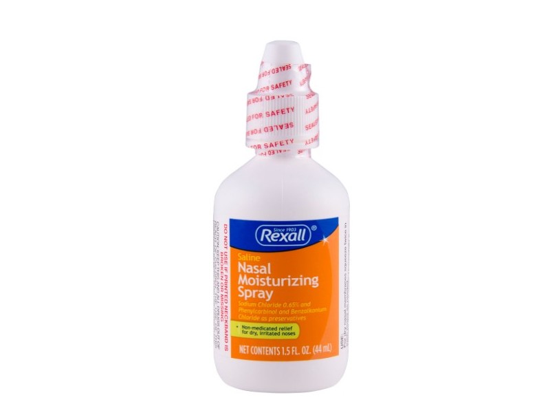 is saline nasal spray safe for dogs