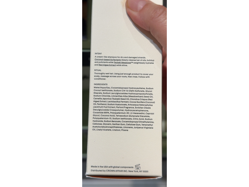 Crown The Hydrating Shampoo, 8 fl oz/237 mL