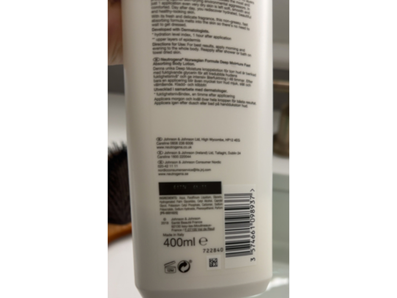 Neutrogena Deep Moisture Fast Absorbing Body Lotion, 400 mL