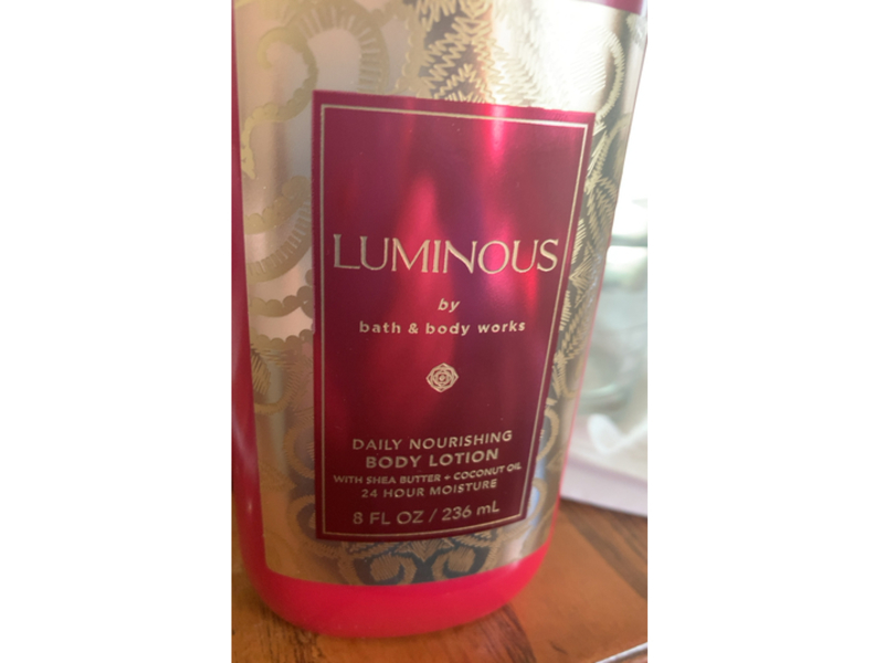 Bath & Body Works Luminous Daily Nourishing Body Lotion, Shea Butter + Coconut Oil, 8 fl oz/236 mL