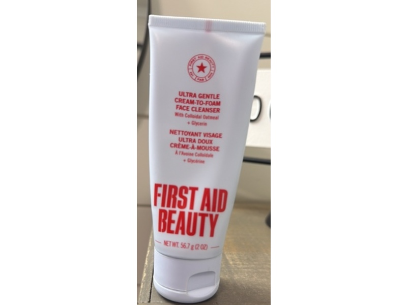 First Aid Beauty Ultra Gentle Cream-To-Foam Facial Cleanser, Glycerin, 2 oz/56.7 g