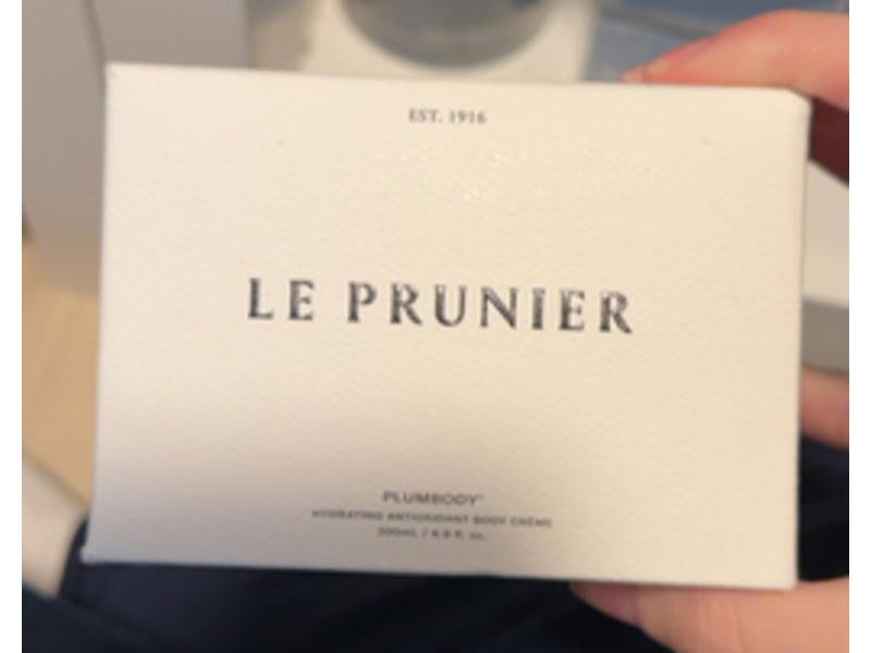 Le Prunier Plumbody Hydrating Antioxidant Body Creme, 6.76 fl oz/200 mL